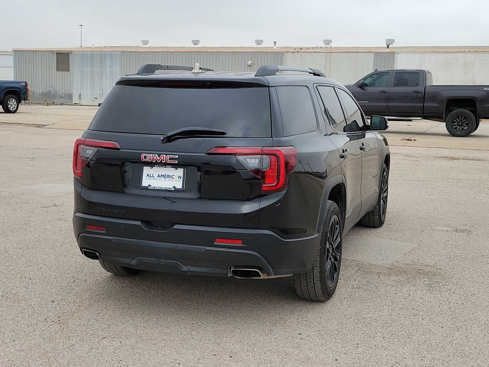 2023 GMC Acadia SLE