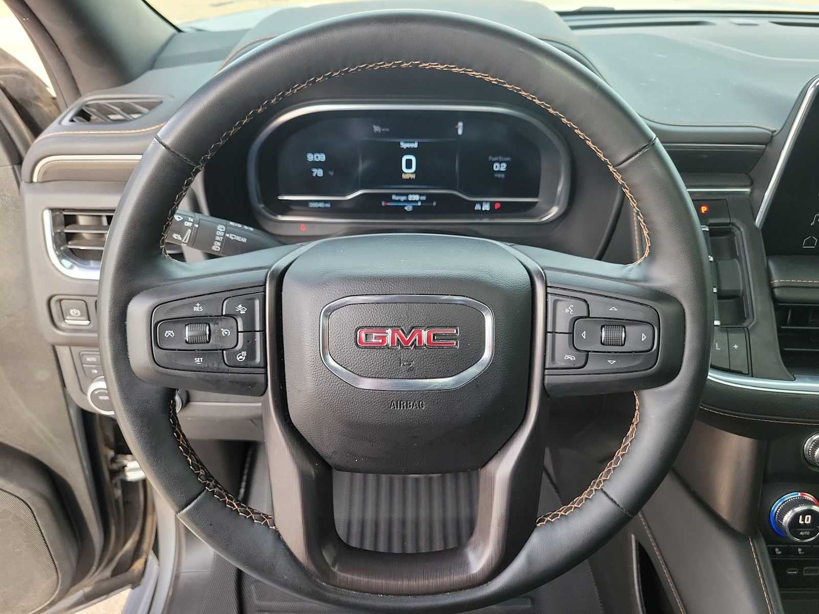2023 GMC Yukon AT4