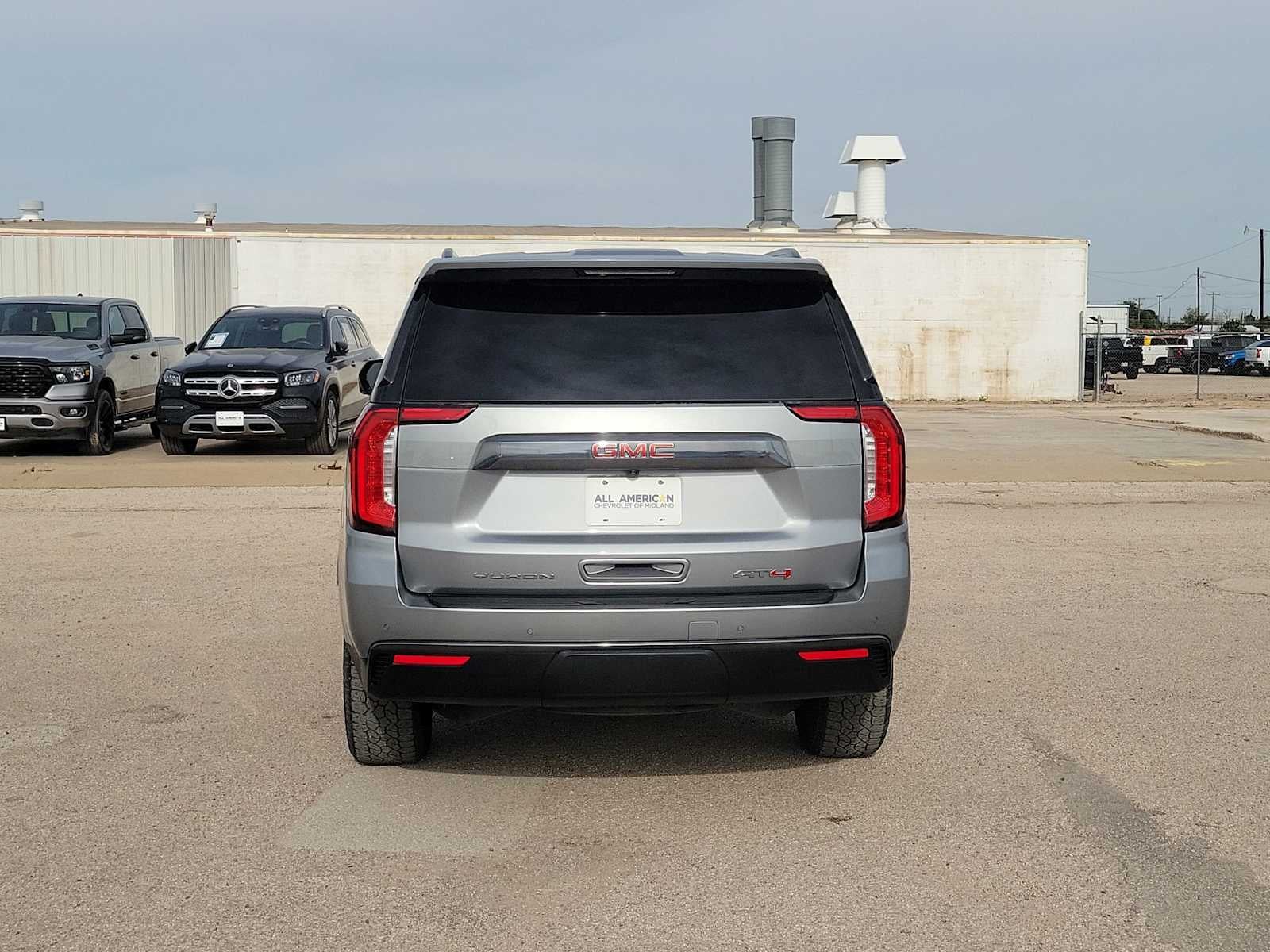 2023 GMC Yukon AT4