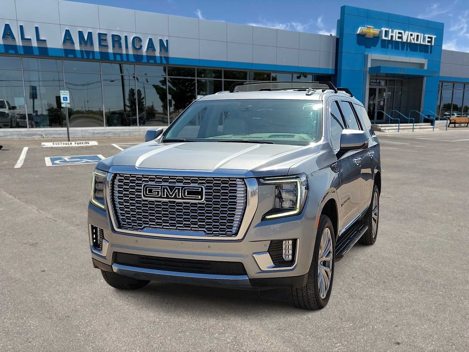 2023 GMC Yukon Denali