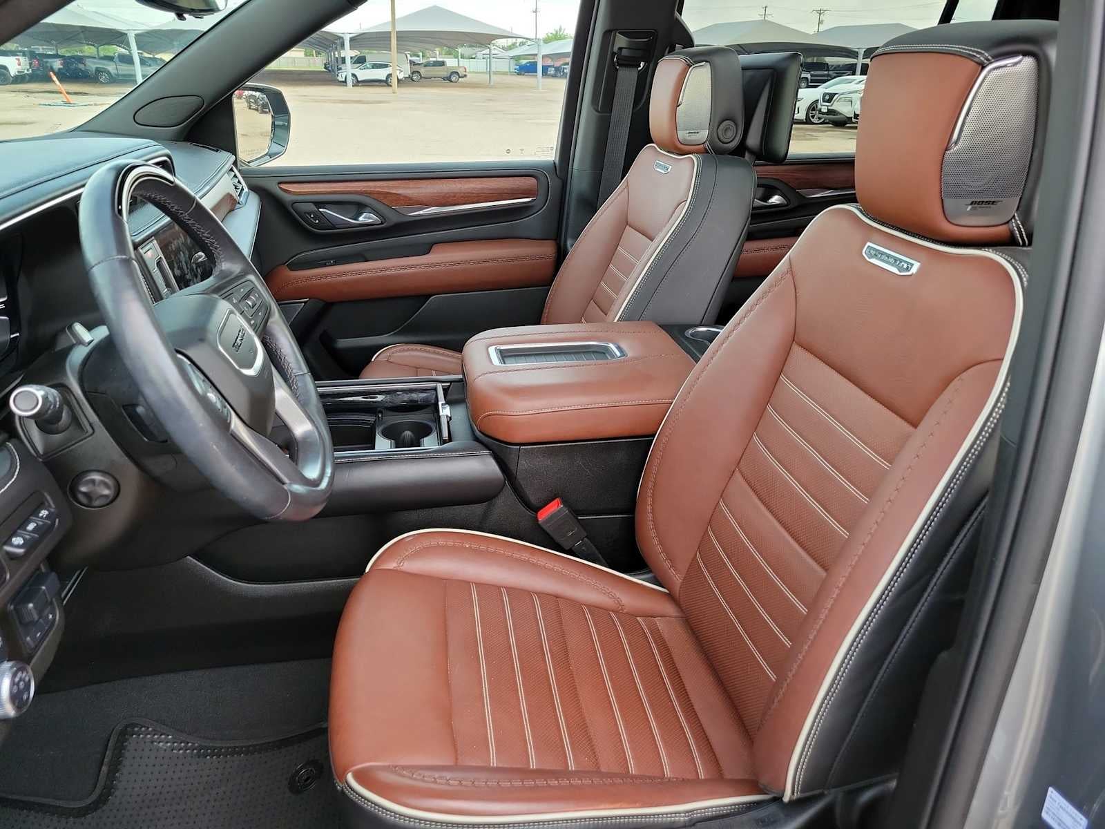 2023 GMC Yukon XL Denali Ultimate