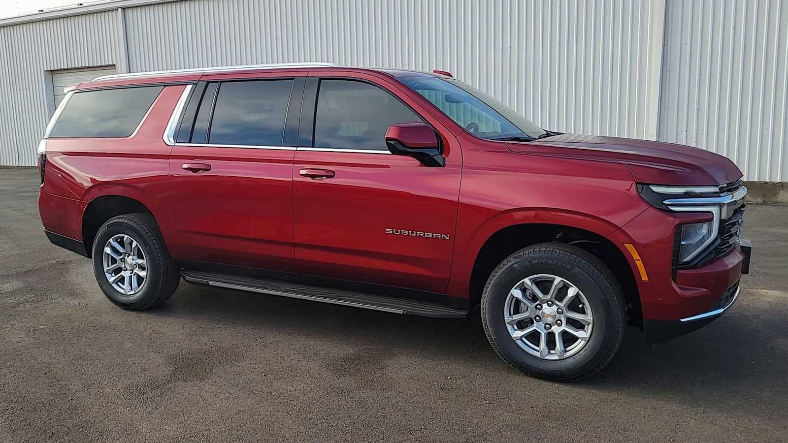 2026 Chevrolet Suburban LS