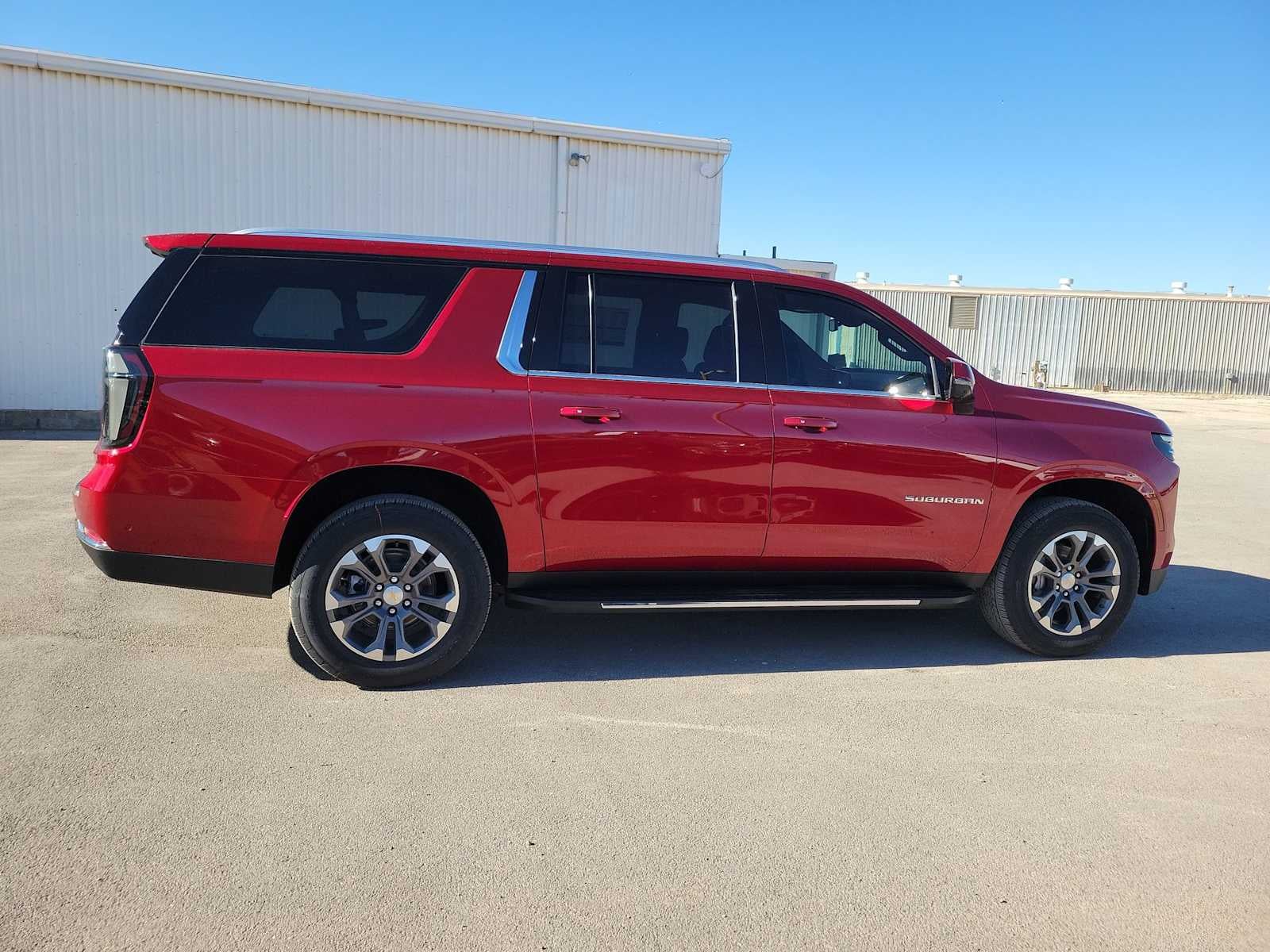 2026 Chevrolet Suburban LT