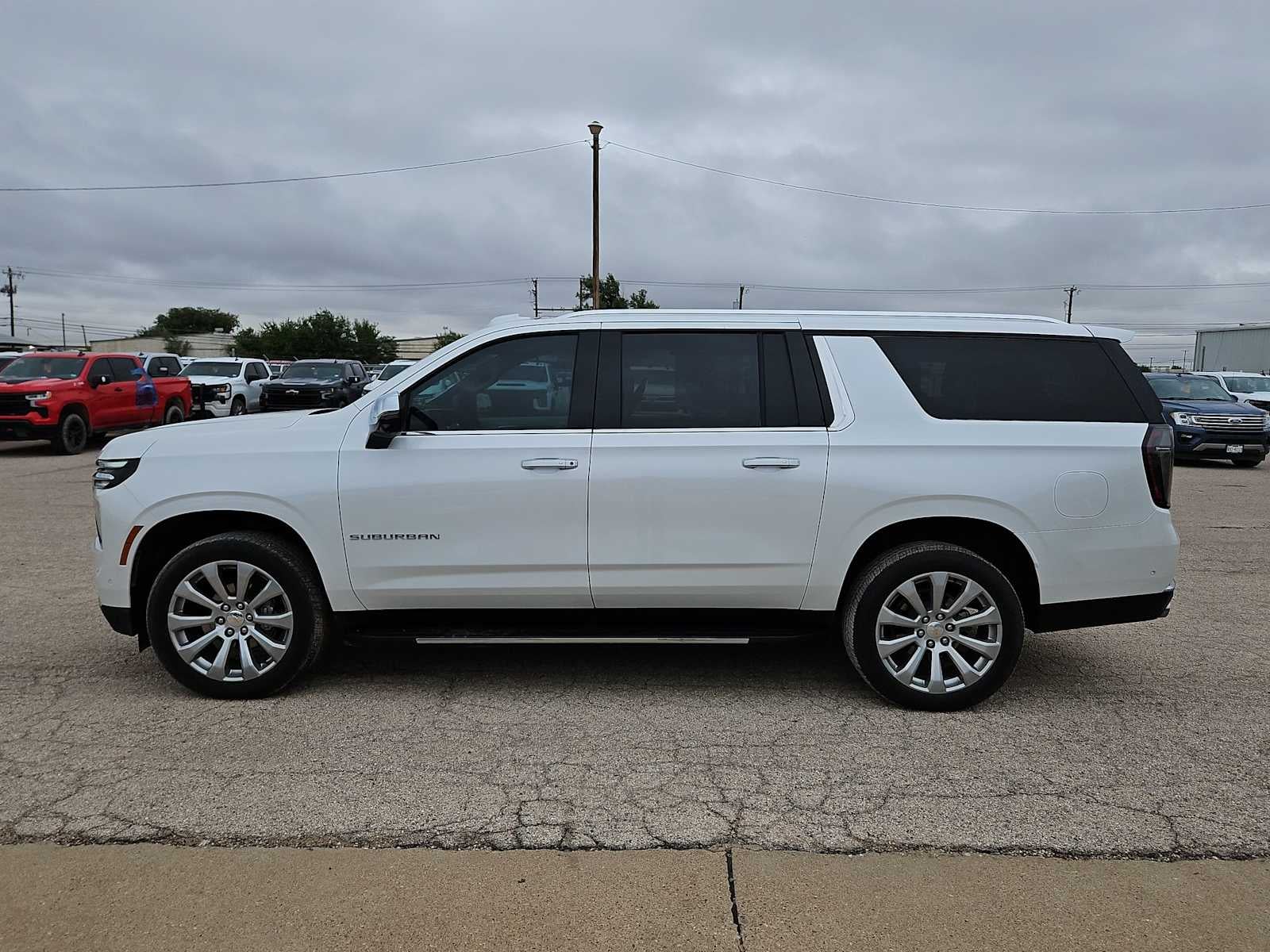 2025 Chevrolet Suburban Premier