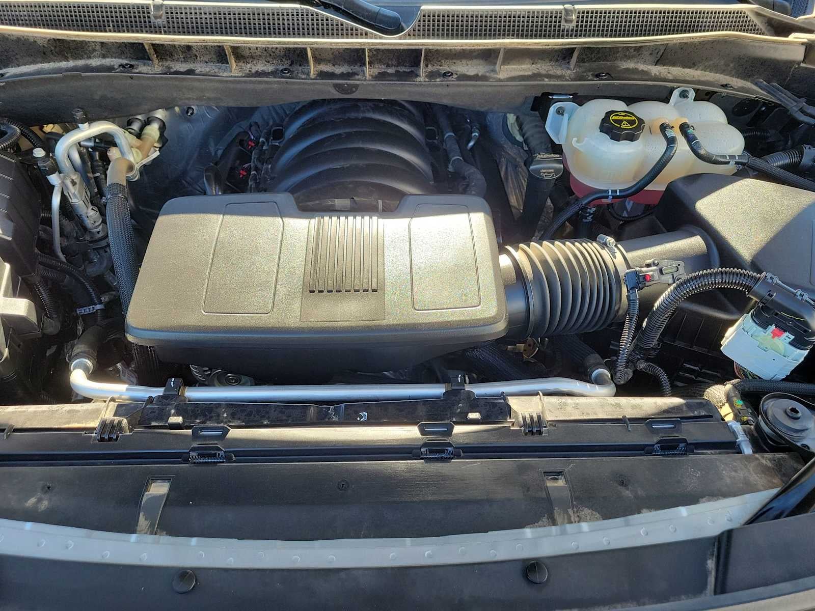 2025 Chevrolet Tahoe LS