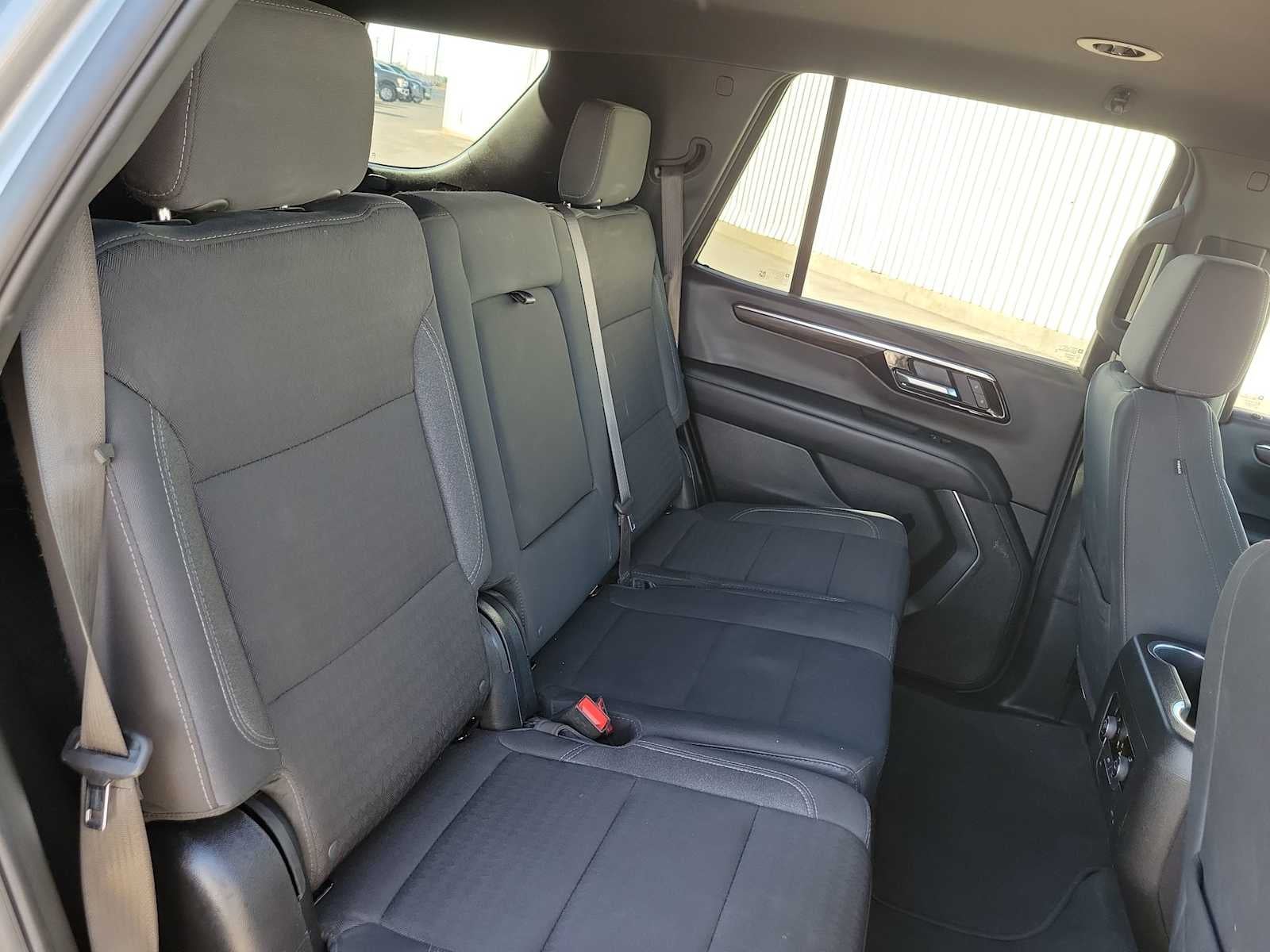 2025 Chevrolet Tahoe LS