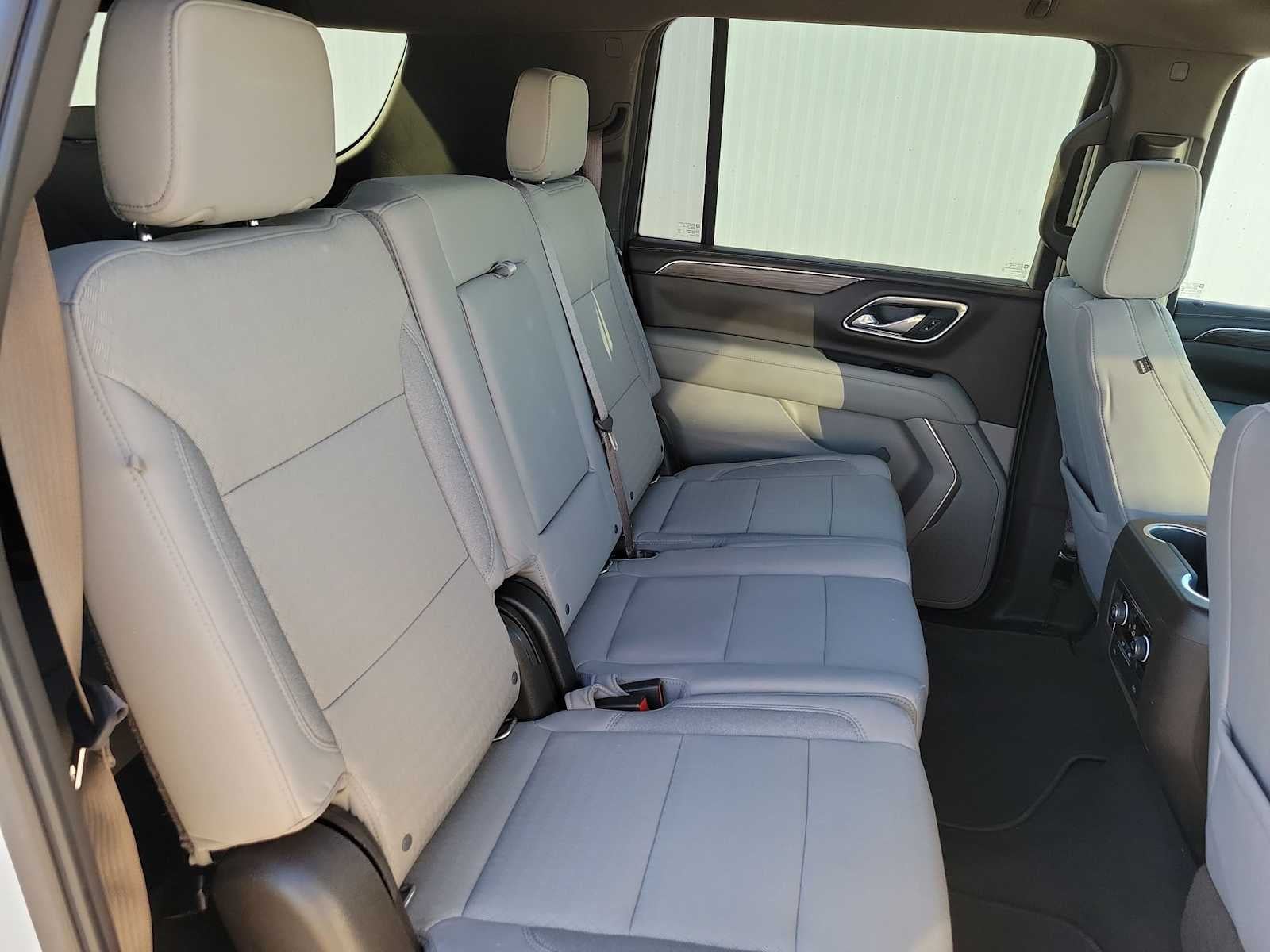 2021 Chevrolet Suburban LS