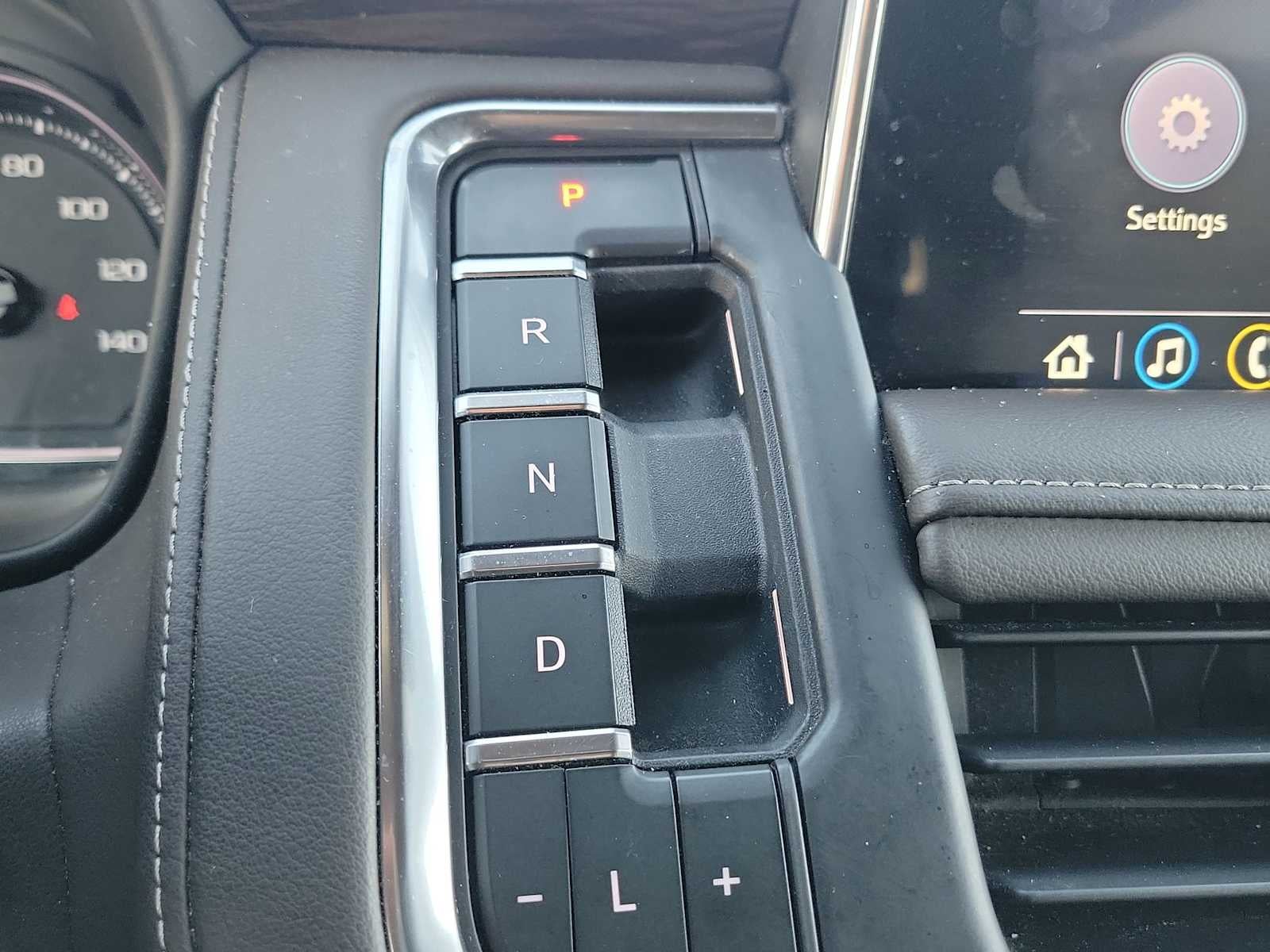 2021 Chevrolet Suburban LS