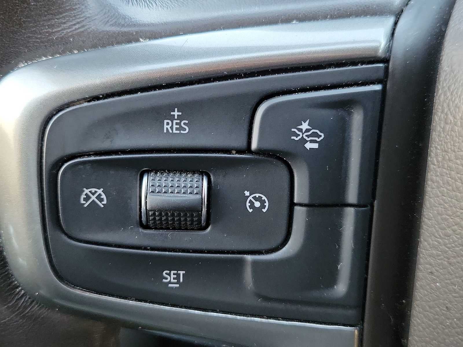 2021 Chevrolet Suburban LS