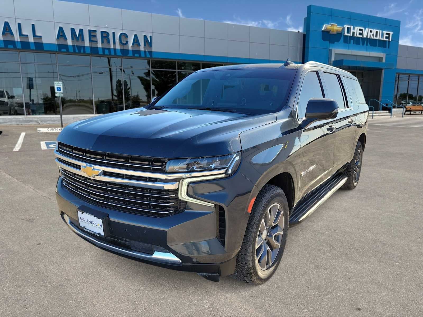 2022 Chevrolet Suburban LT