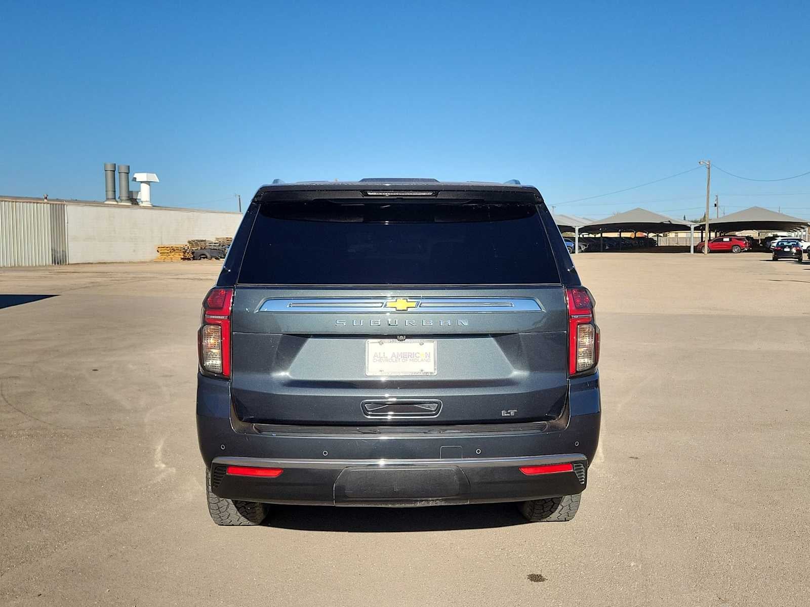 2022 Chevrolet Suburban LT