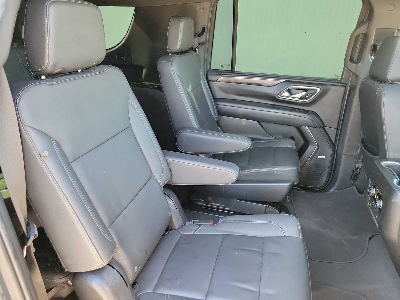 2022 Chevrolet Suburban LT