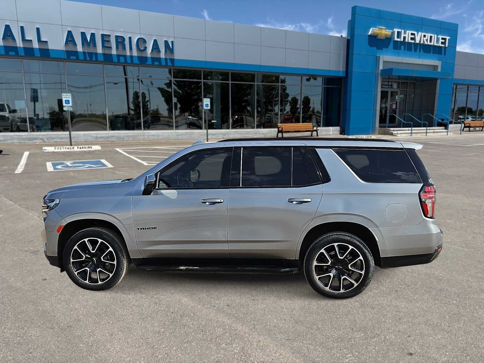 2024 Chevrolet Tahoe RST