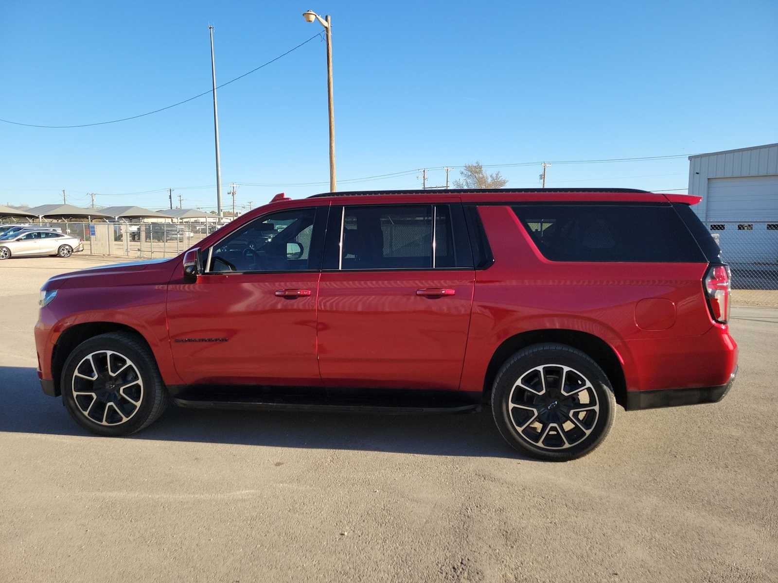 2022 Chevrolet Suburban RST