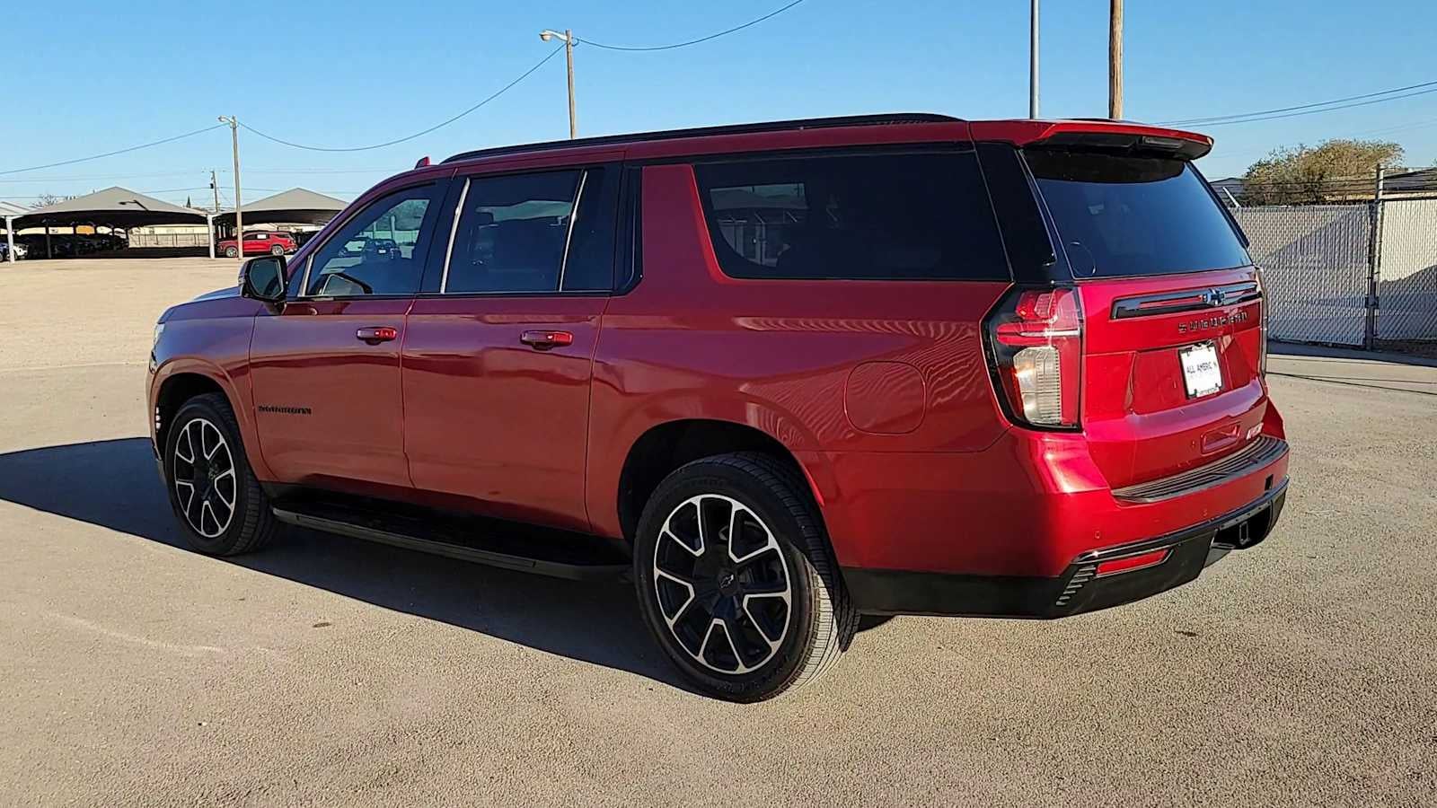 2022 Chevrolet Suburban RST