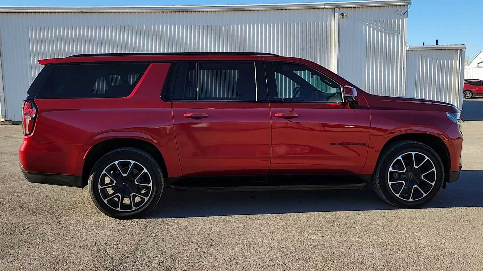 2022 Chevrolet Suburban RST