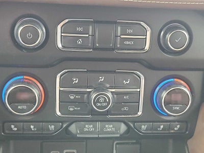 2021 Chevrolet Suburban High Country