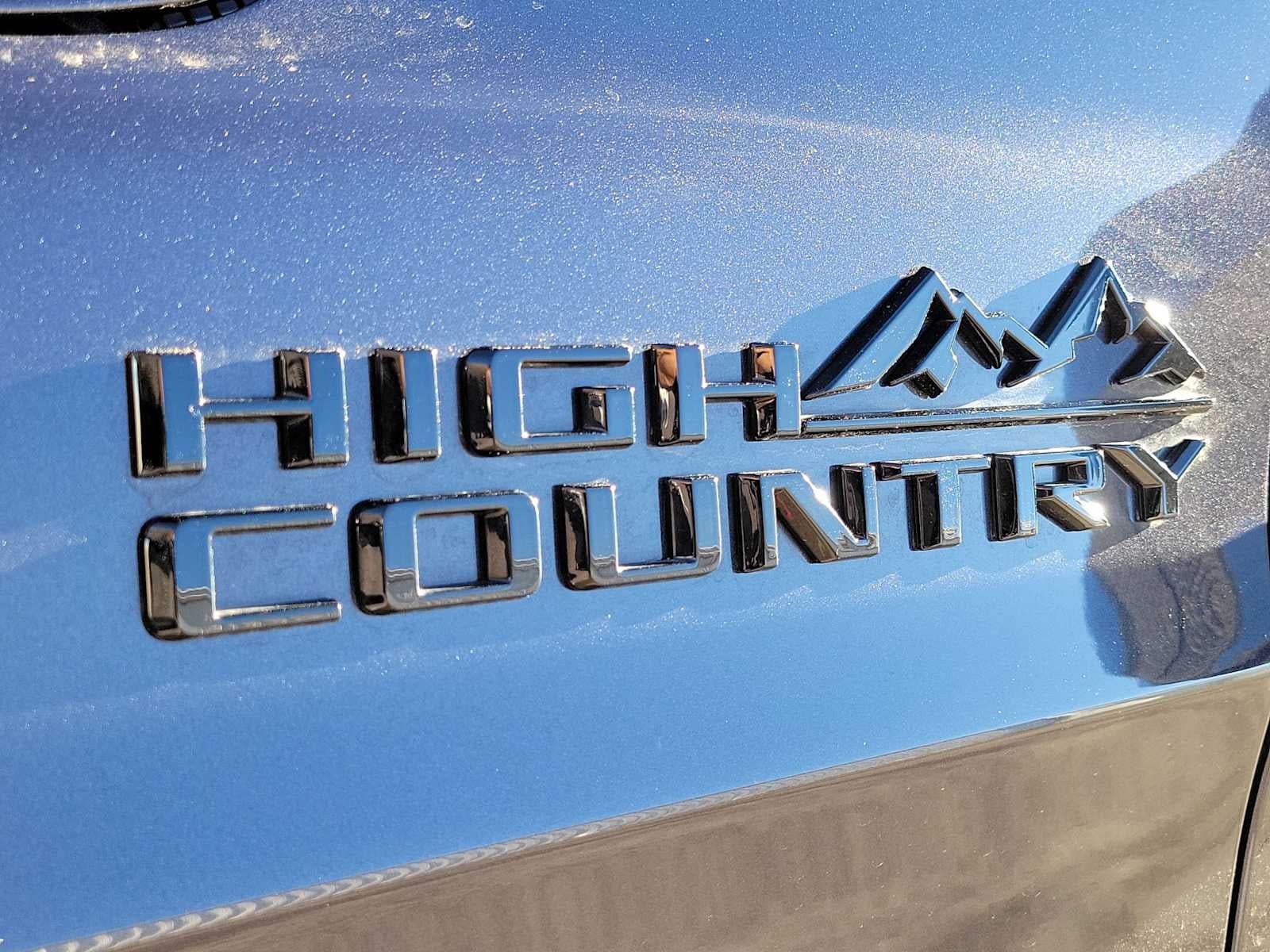 2022 Chevrolet Suburban High Country
