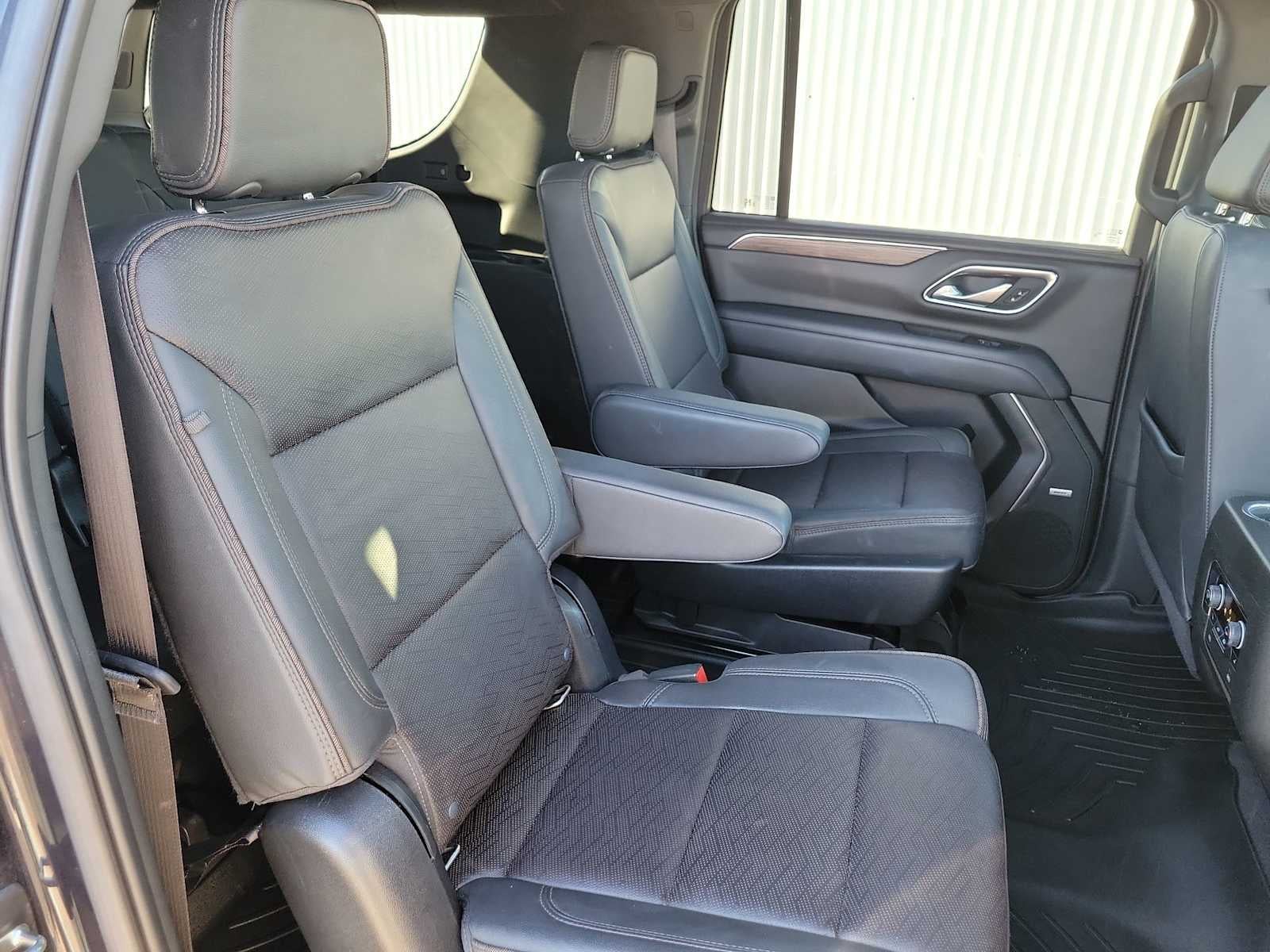 2022 Chevrolet Suburban High Country