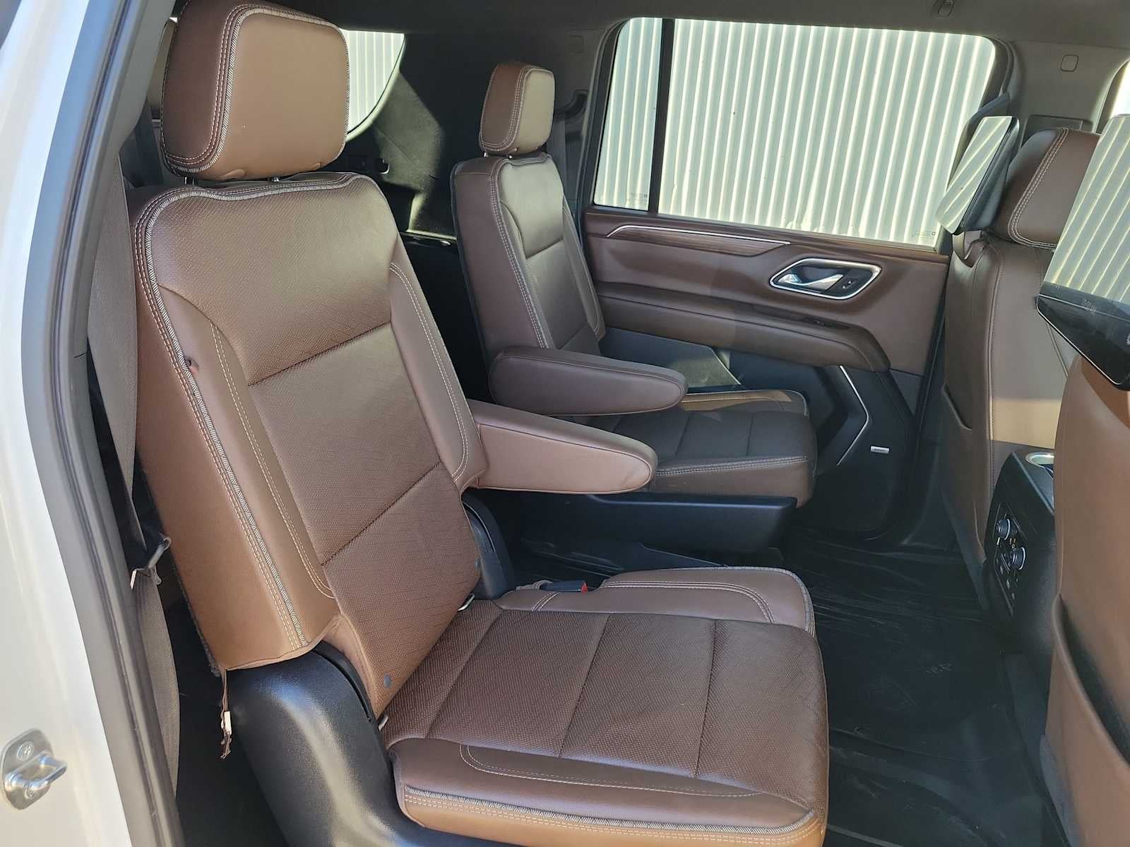 2021 Chevrolet Suburban High Country