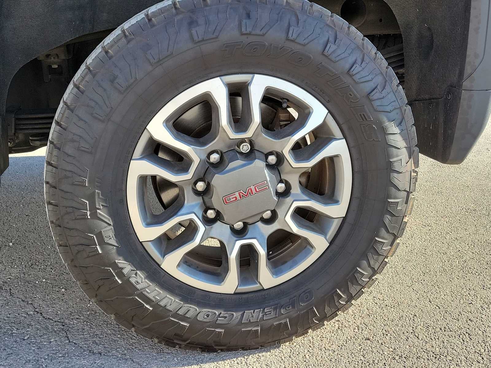 2023 GMC Sierra 2500 HD AT4