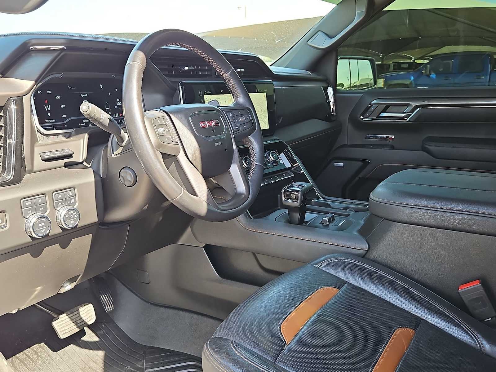 2023 GMC Sierra 1500 AT4