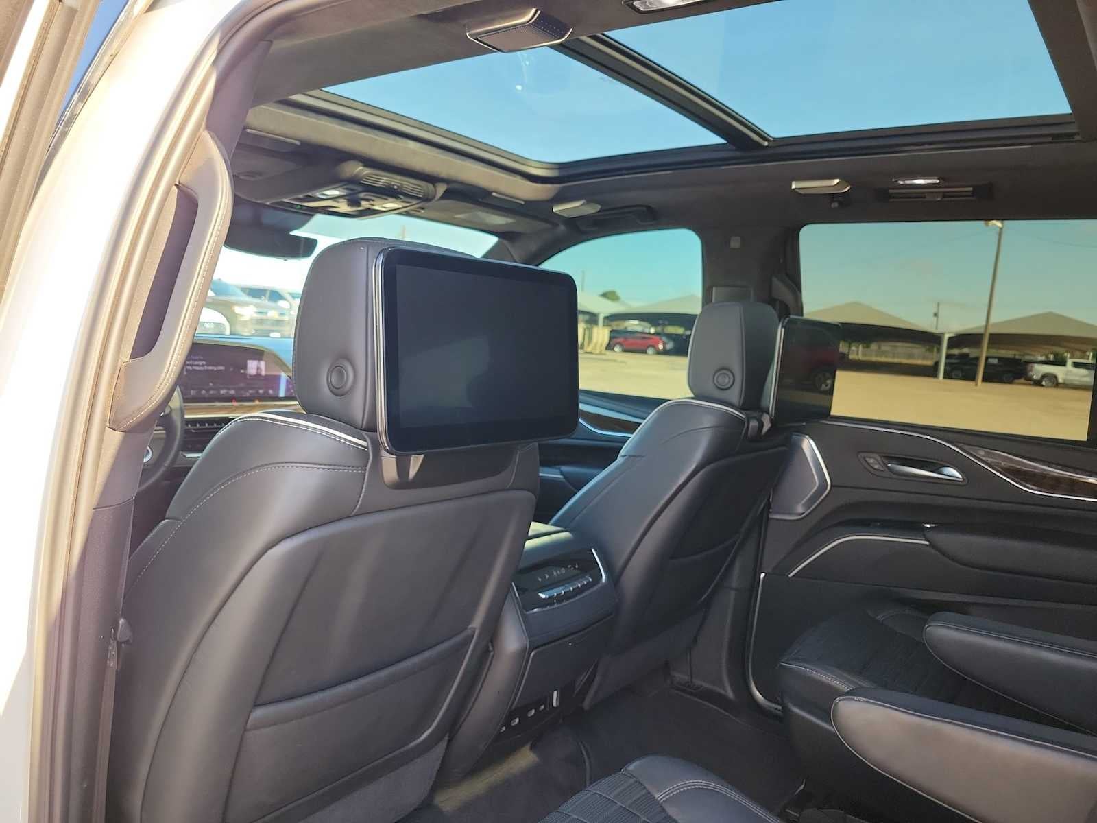 2024 Cadillac Escalade Sport Platinum