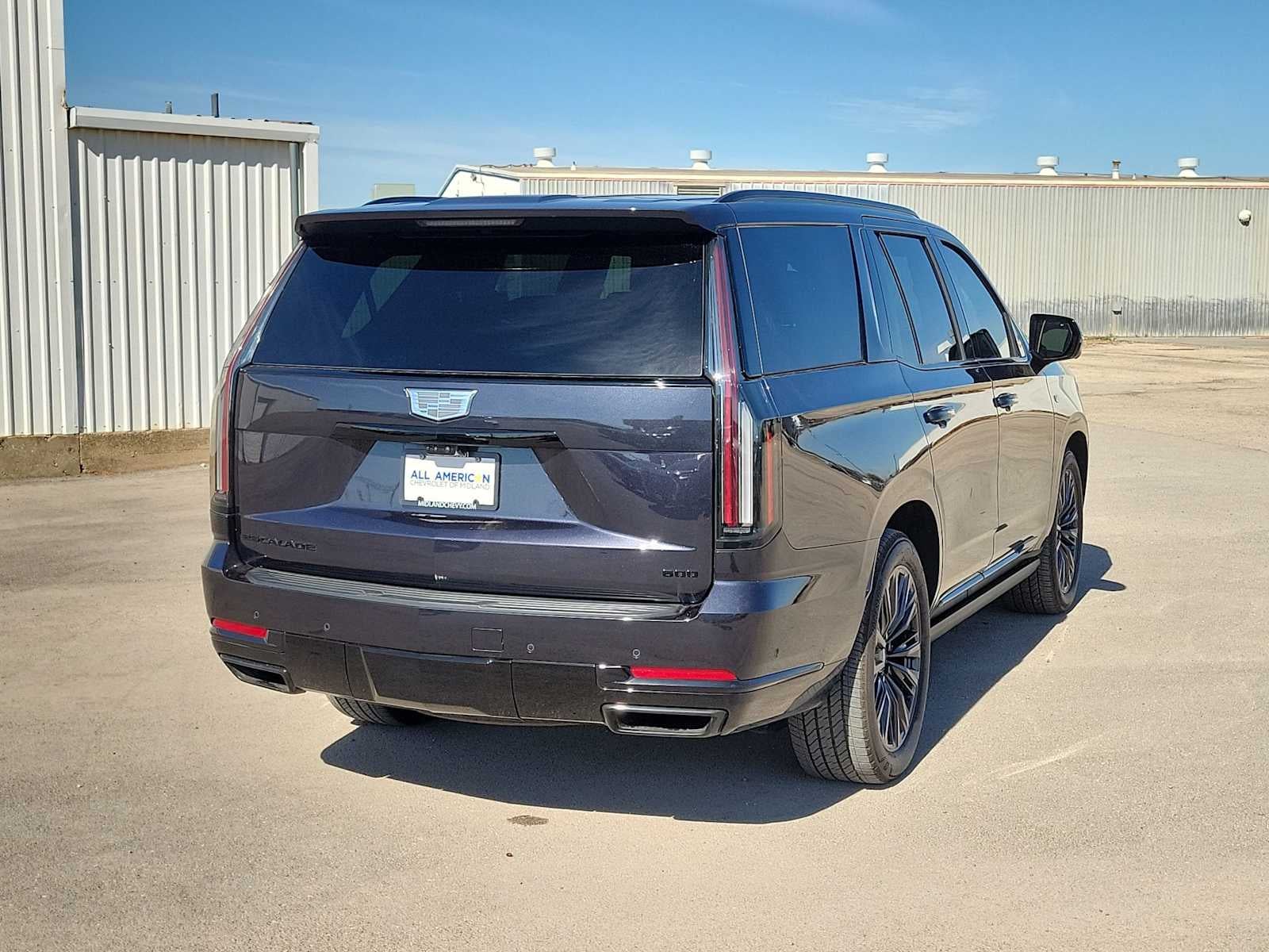 2025 Cadillac Escalade Sport Platinum