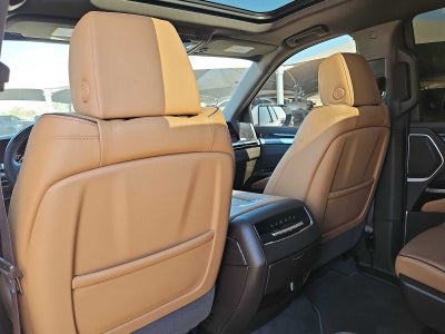 2025 Cadillac Escalade Premium Luxury
