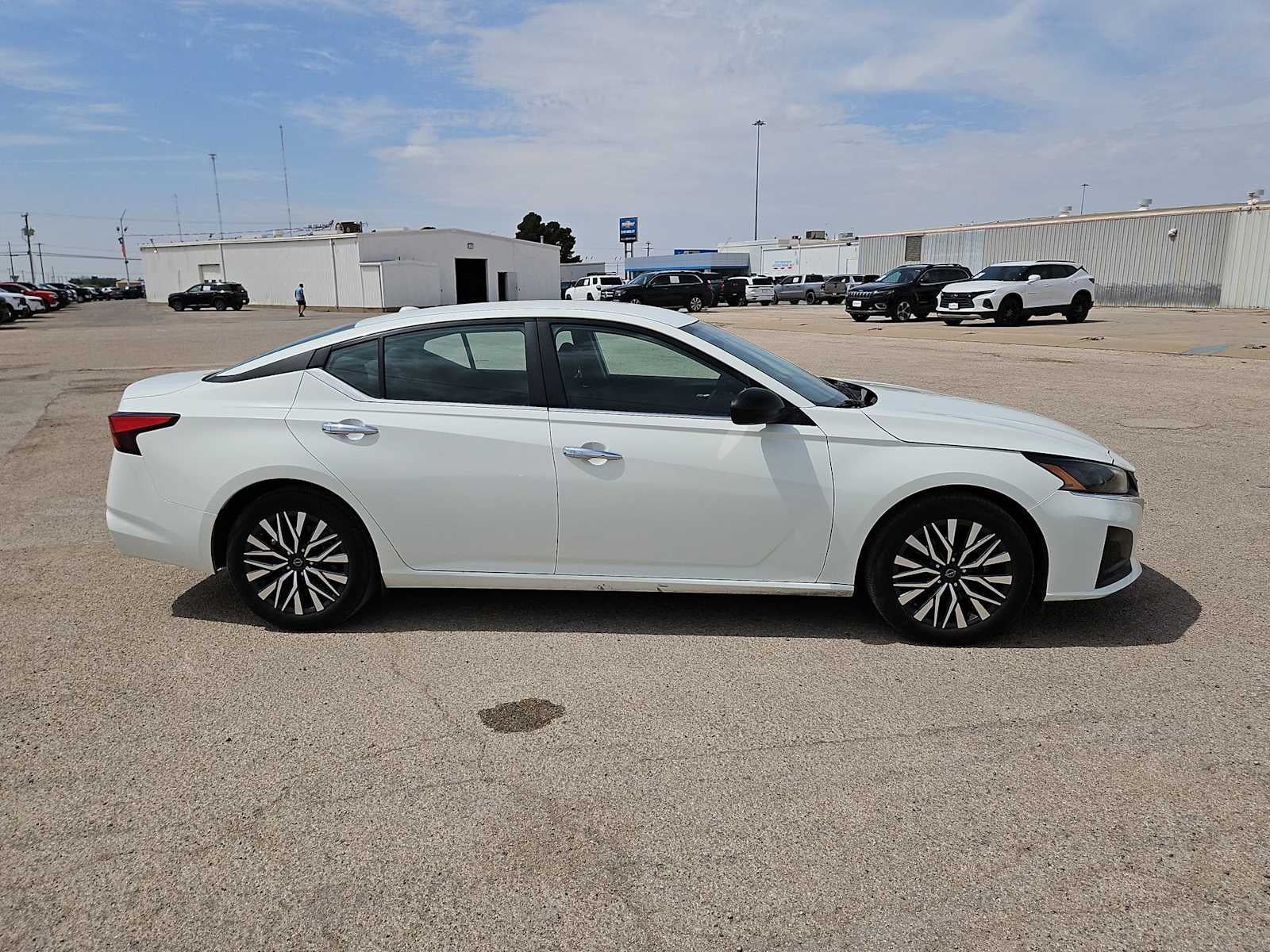 2025 Nissan Altima SV