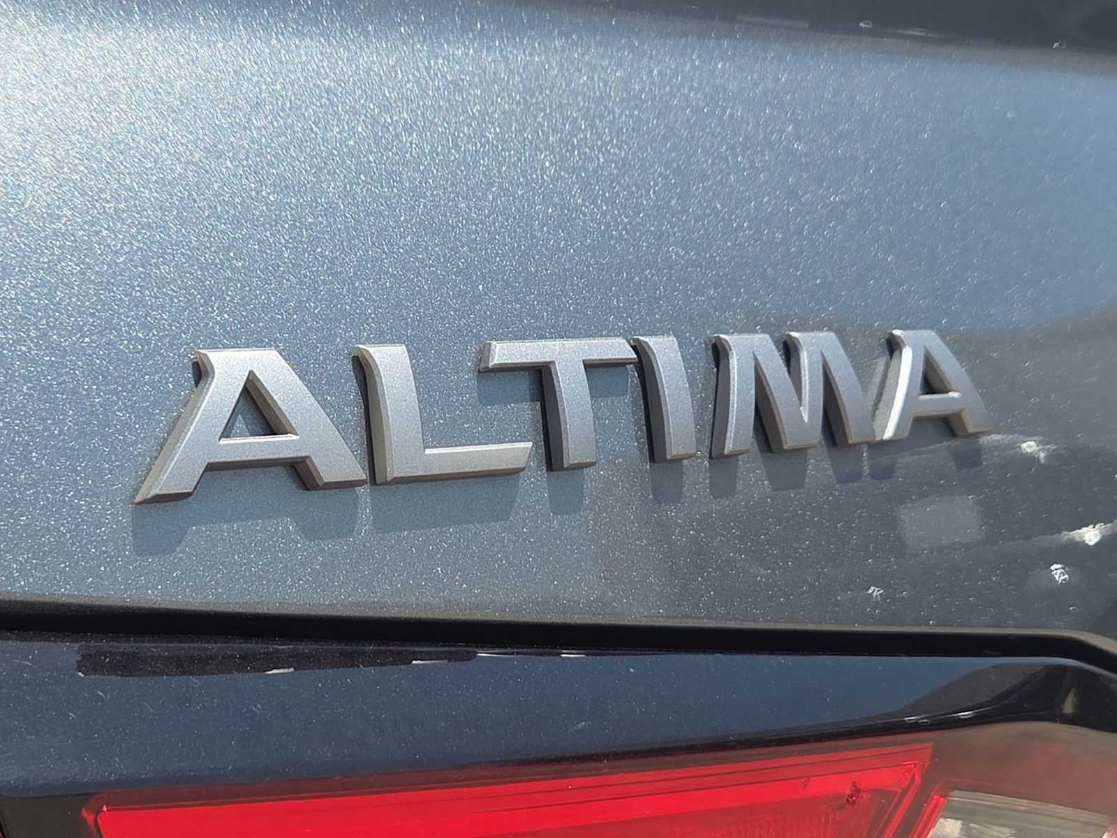 2025 Nissan Altima SV