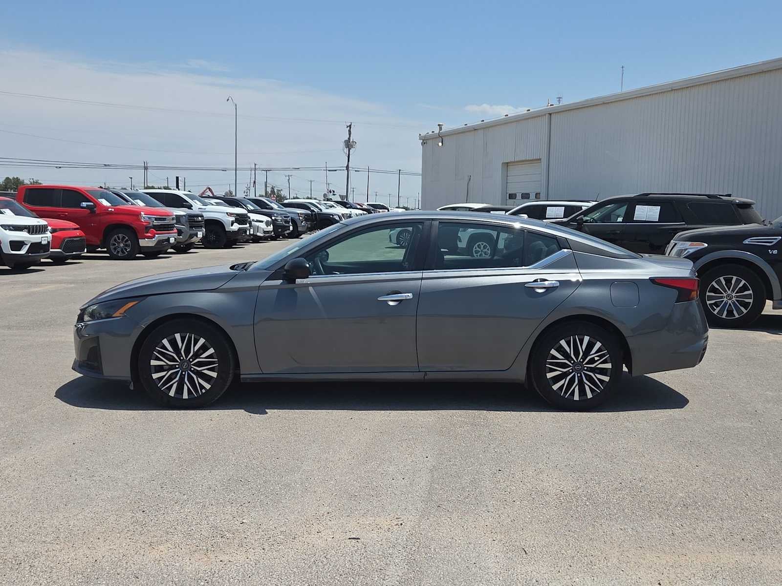 2025 Nissan Altima SV