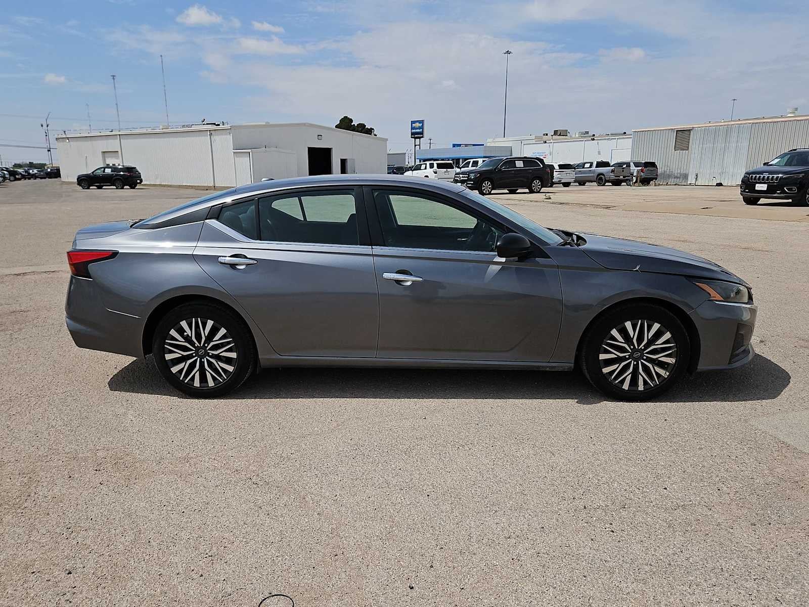 2024 Nissan Altima 2.5 SV