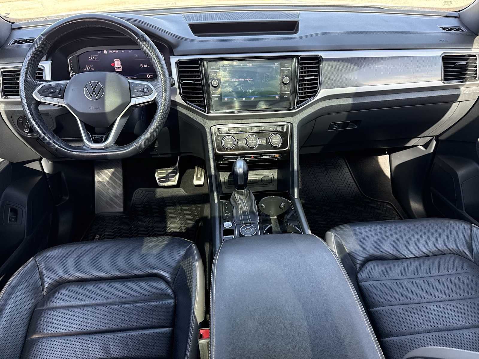 2023 Volkswagen Atlas Cross Sport 3.6L V6 SEL Premium R-Line