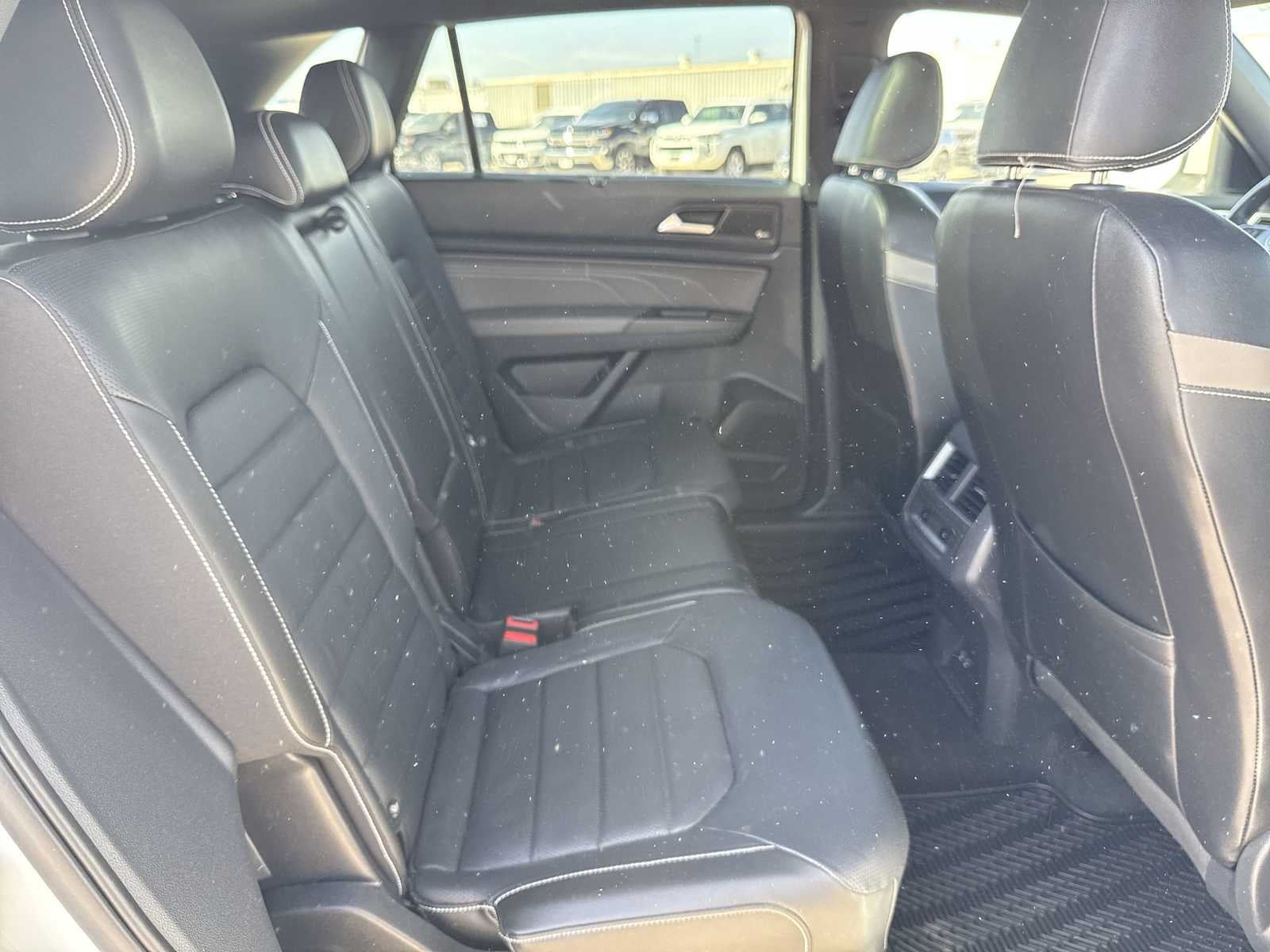 2023 Volkswagen Atlas Cross Sport 3.6L V6 SEL Premium R-Line