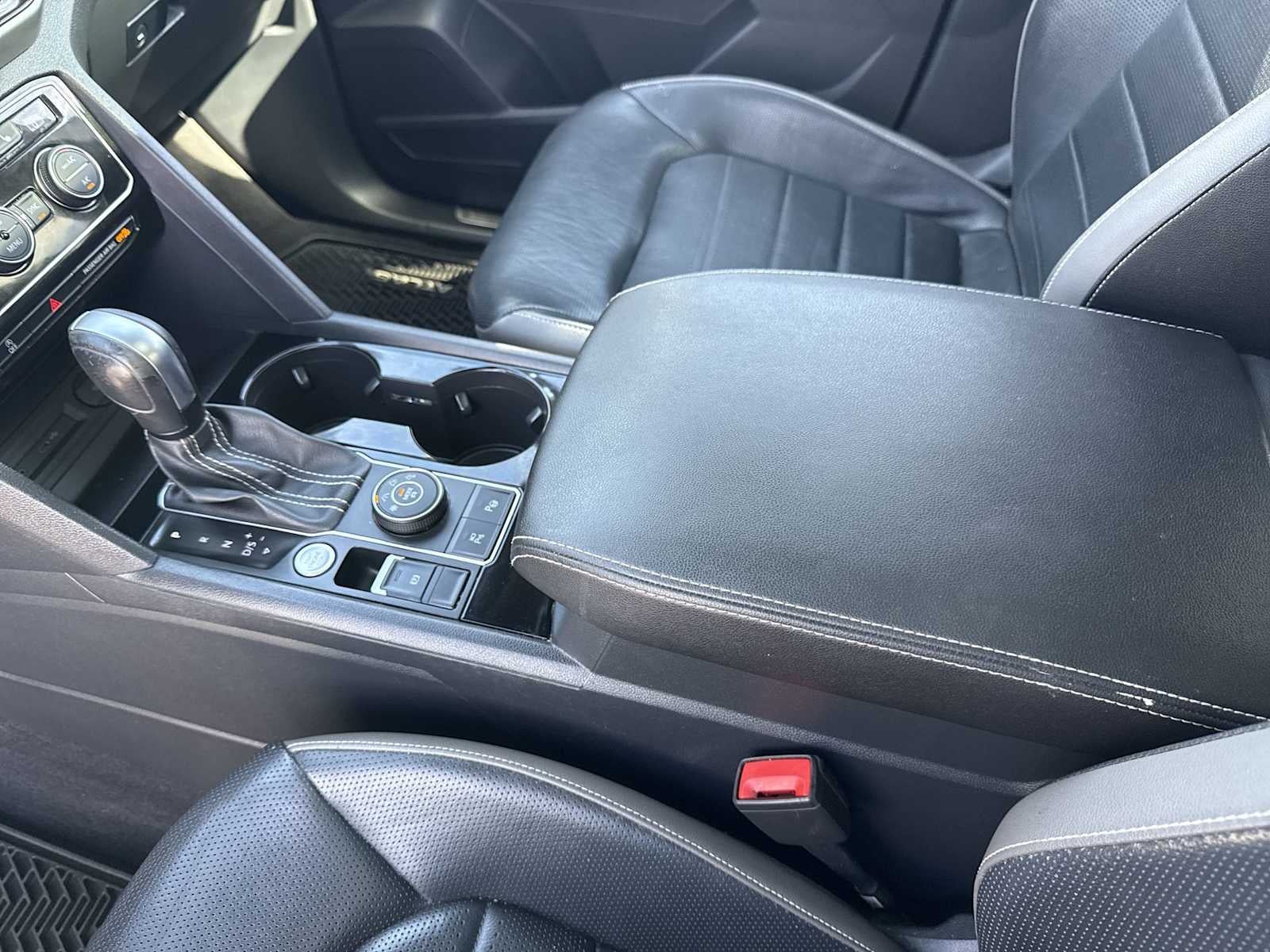 2023 Volkswagen Atlas Cross Sport 3.6L V6 SEL Premium R-Line