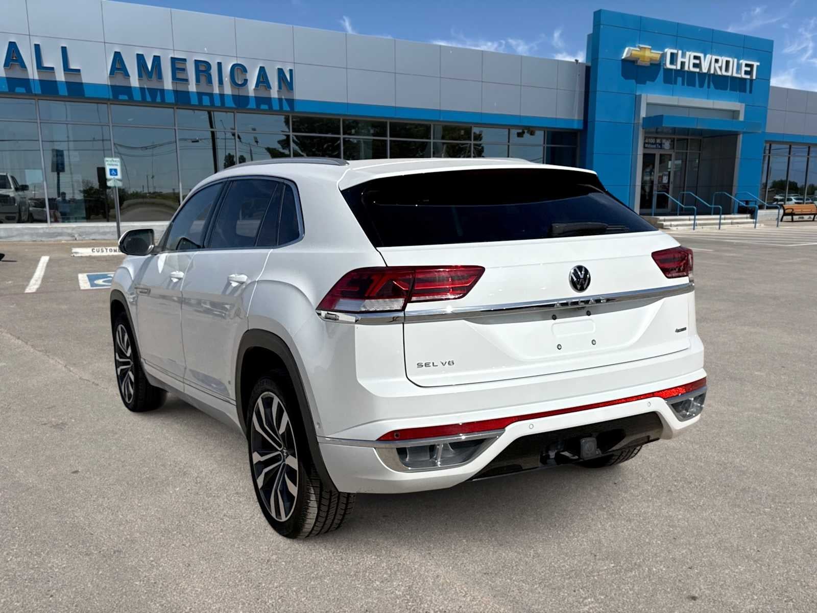 2023 Volkswagen Atlas Cross Sport 3.6L V6 SEL Premium R-Line