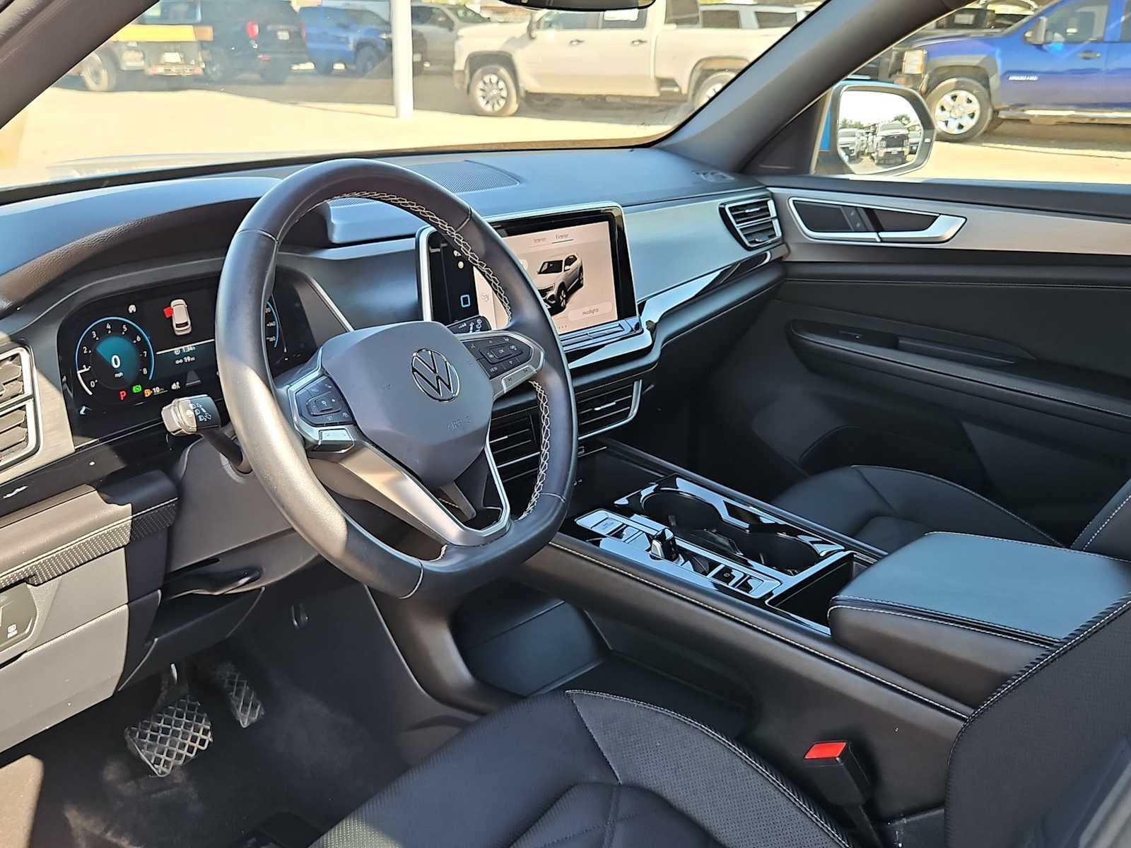 2025 Volkswagen Atlas Cross Sport 2.0T SE w/Technology