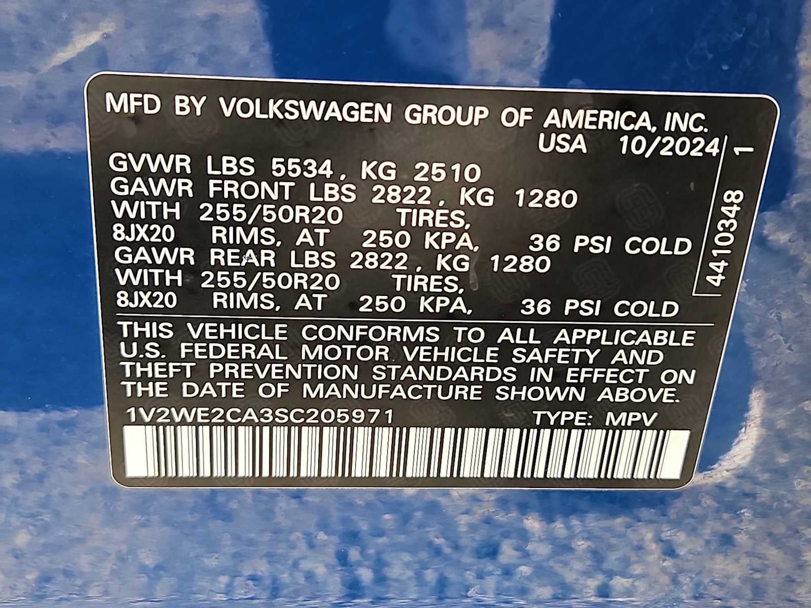 2025 Volkswagen Atlas Cross Sport 2.0T SE w/Technology