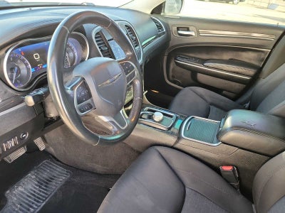2019 Chrysler 300 Touring