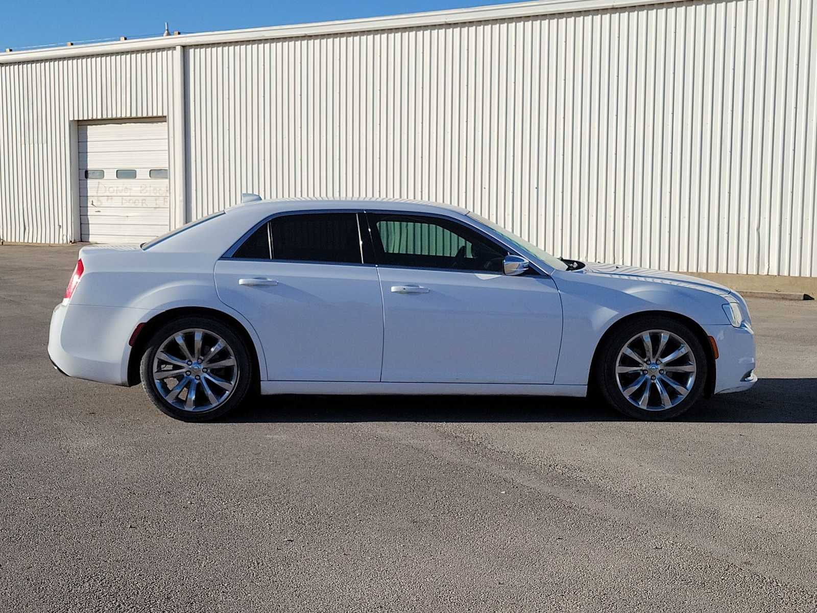 2019 Chrysler 300 Touring