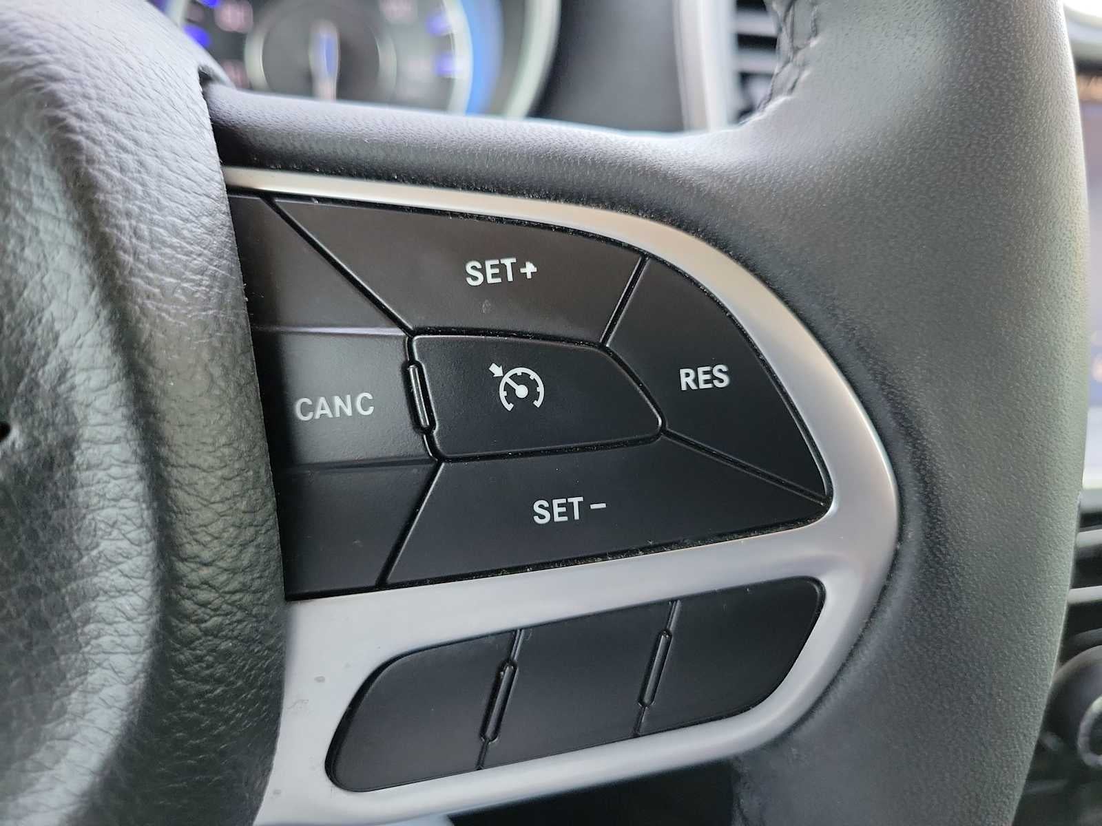 2022 Chrysler 300 Touring L