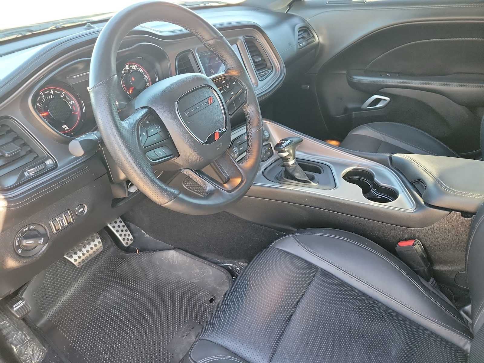 2023 Dodge Challenger SXT