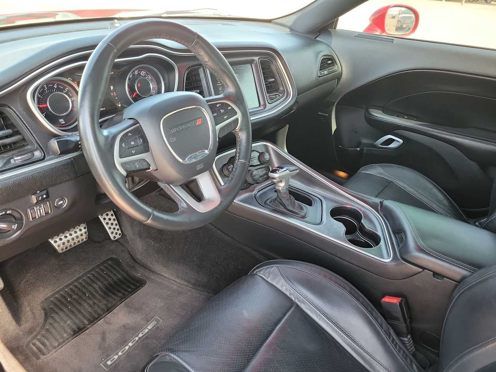2015 Dodge Challenger SXT Plus