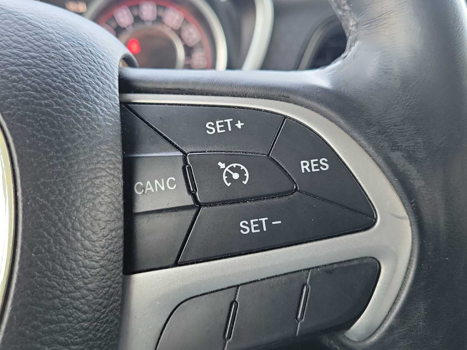 2015 Dodge Challenger SXT Plus