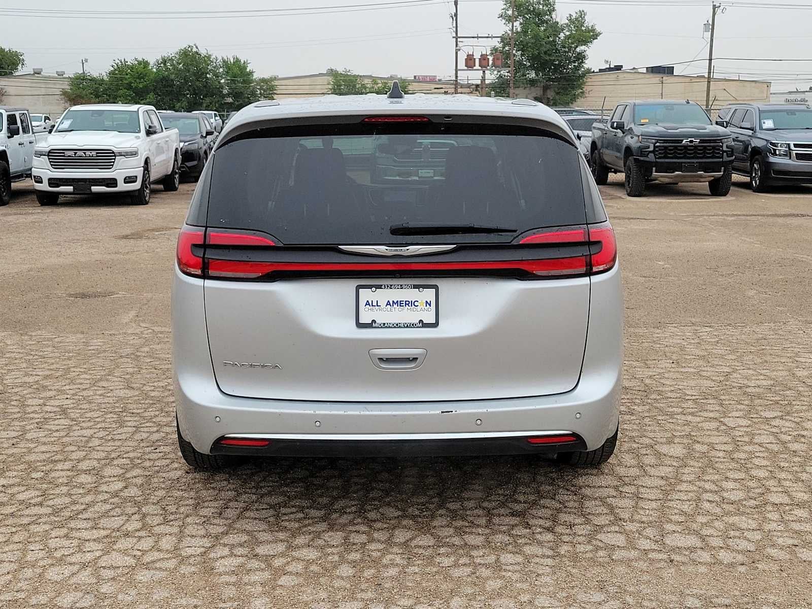 2023 Chrysler Pacifica Touring L