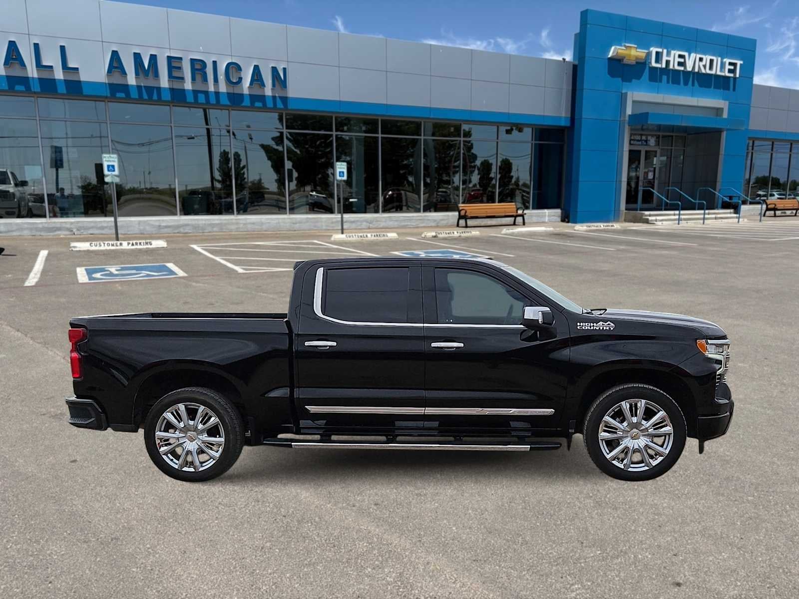 2023 Chevrolet Silverado 1500 High Country