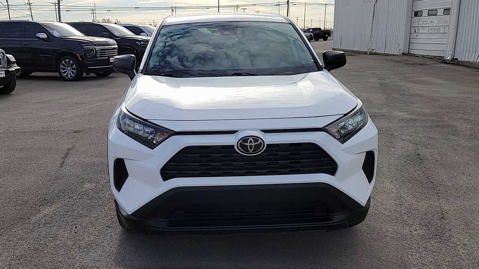 2022 Toyota RAV4 LE