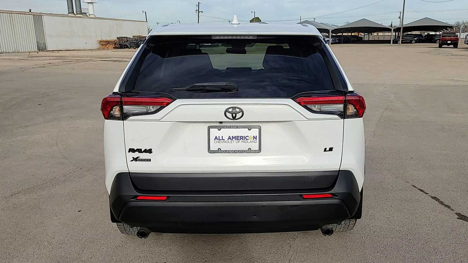 2022 Toyota RAV4 LE