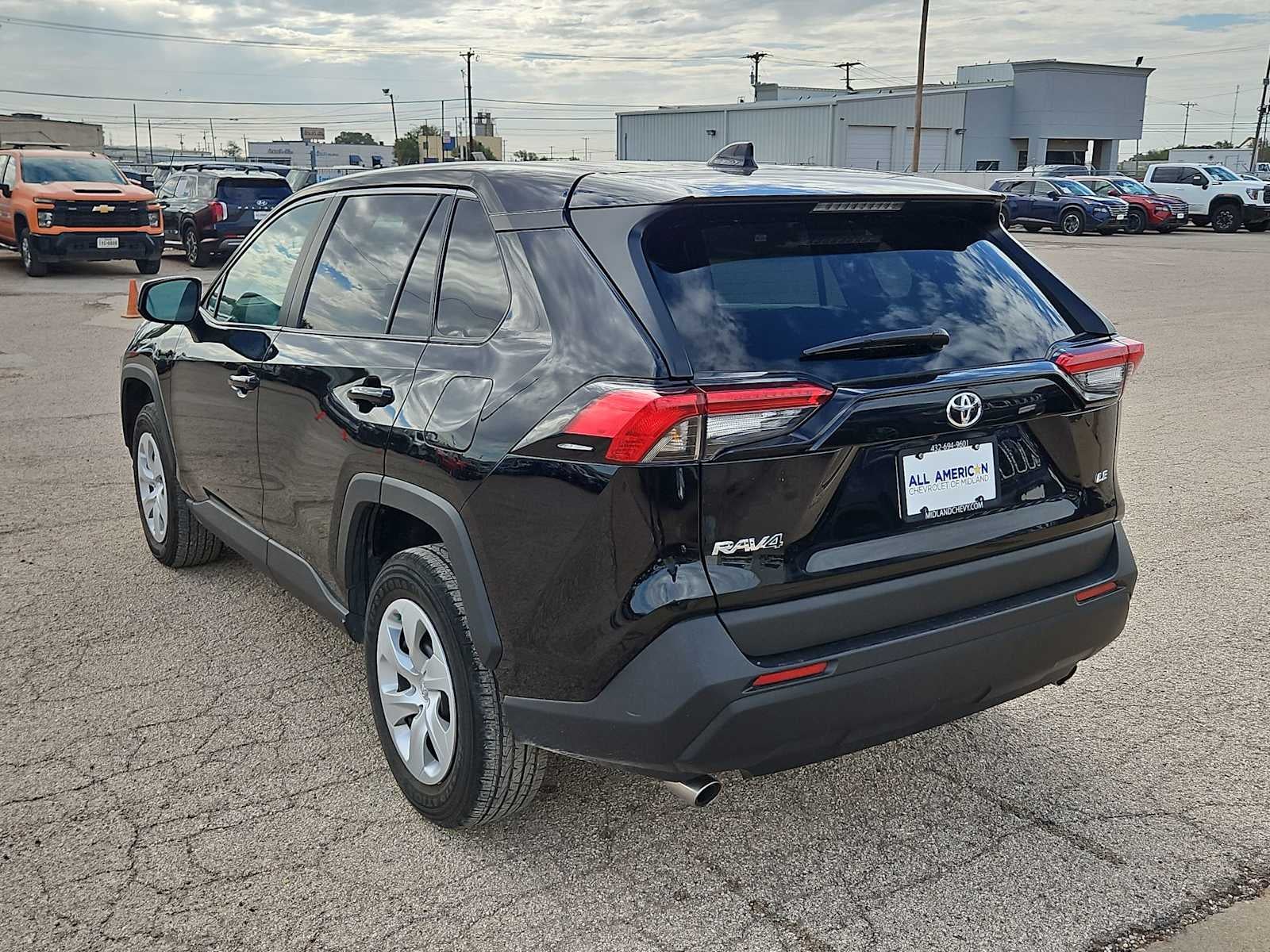 2025 Toyota RAV4 LE